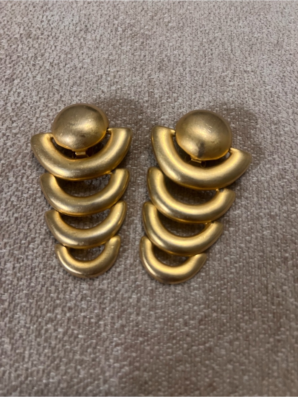 Chunky Vintage 80s/90s Gold Tone Statement Drop Earrings